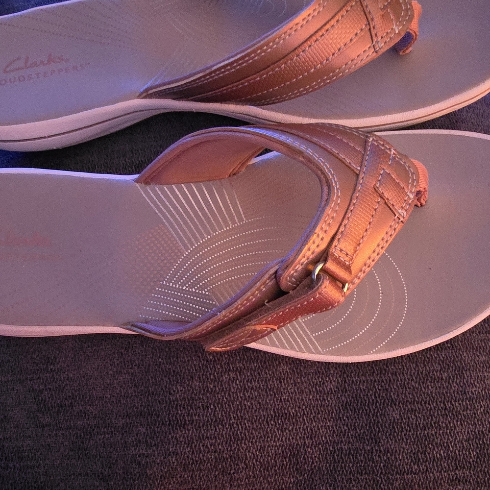 Clarks Women's Tan Slide Sandals